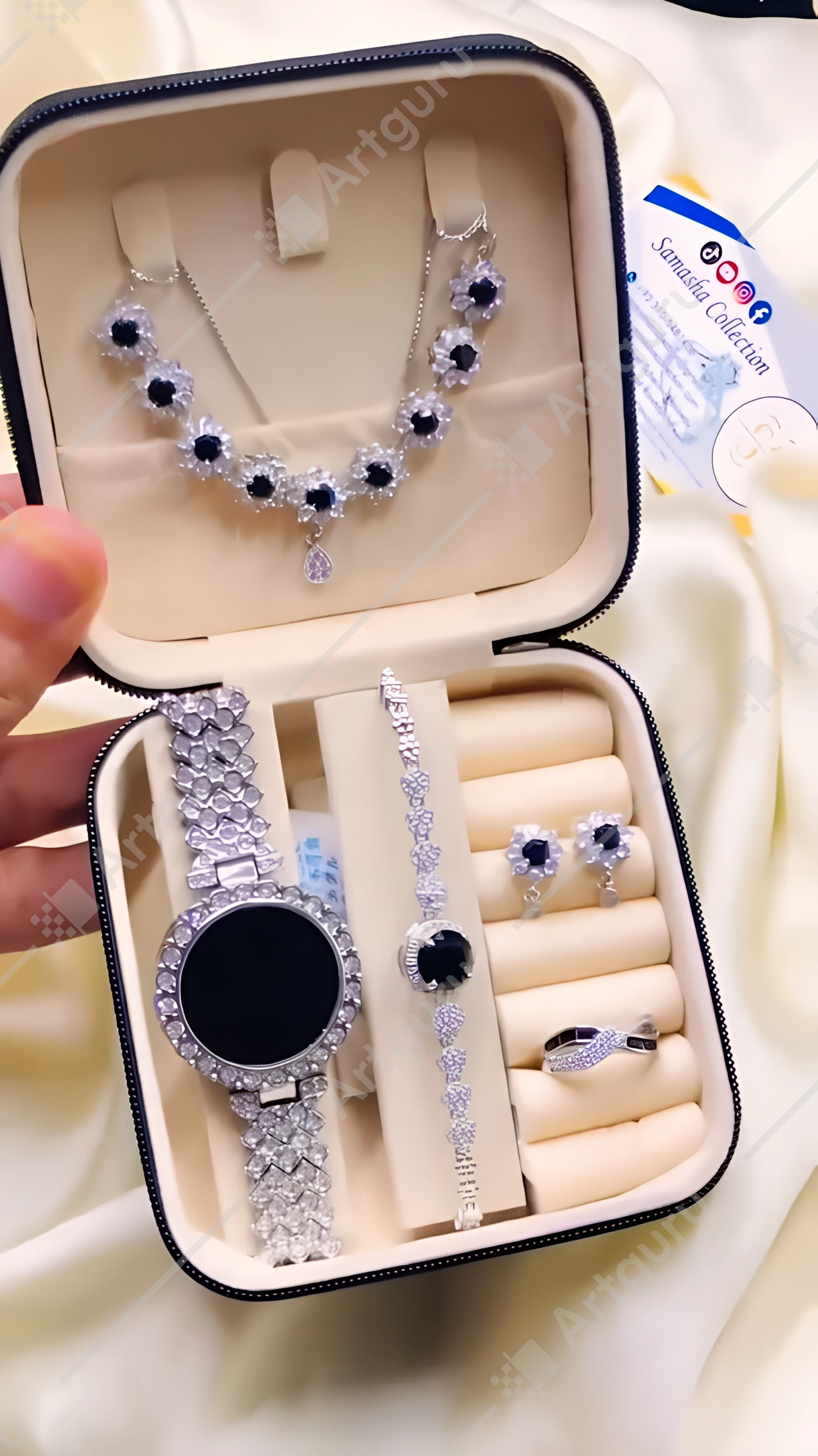 Luxury 4-Piece Silver Crystal Jewelry Set for Women